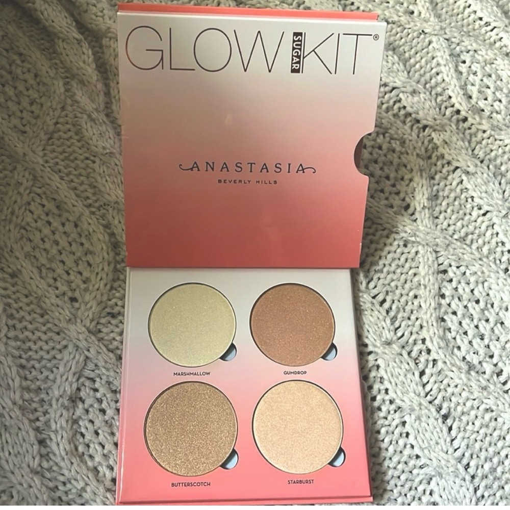 NIB Anastasia Beverly Hills Glow Kit pallet Shade SUGAR